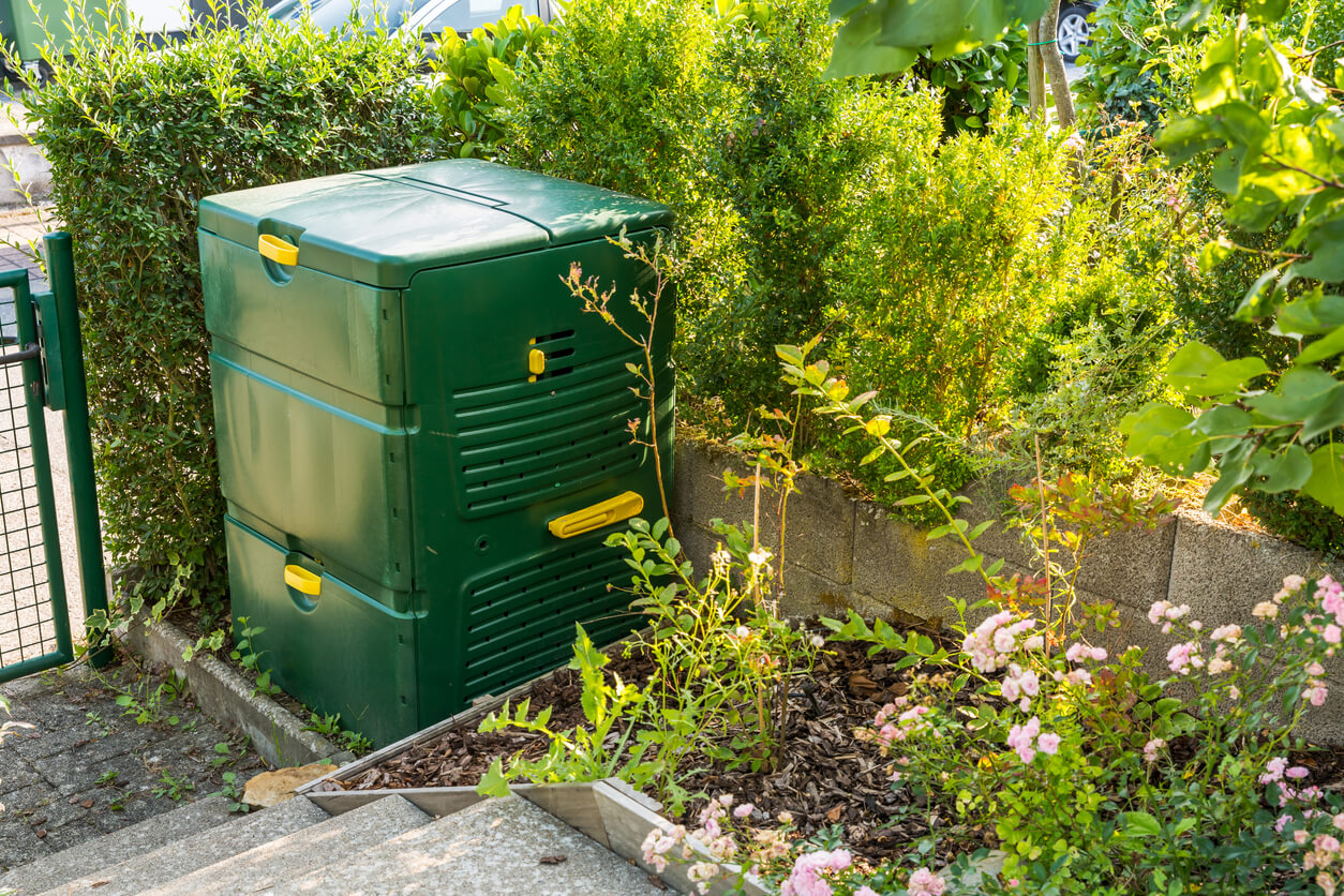 Quels sont les déchets que je peux mettre dans mon compost ?