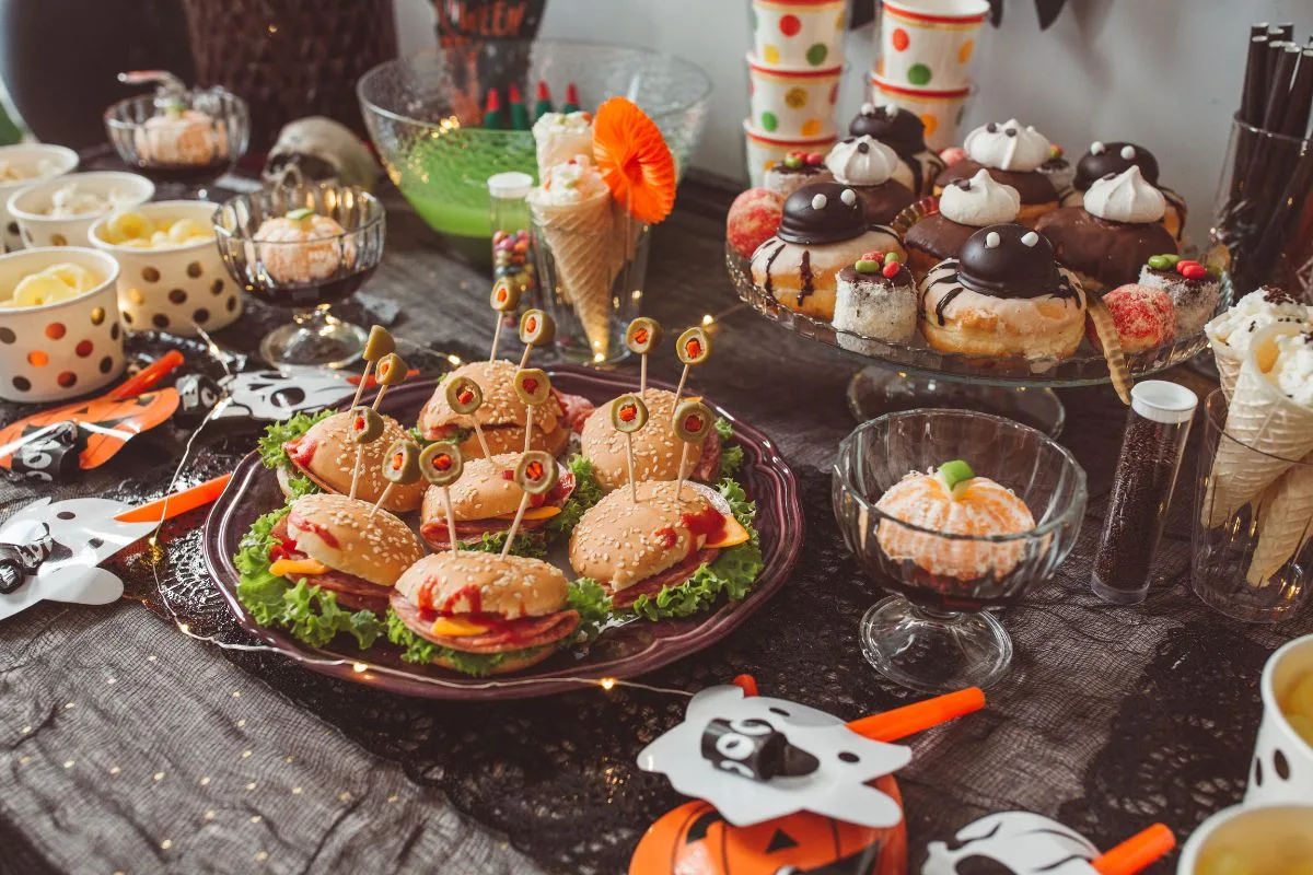 Un Menu D'halloween Disjoncté Avec Entrée, Plat Et Dessert !