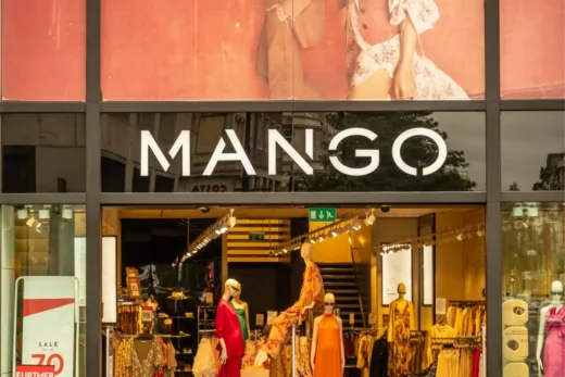 Votre Robe En Satin Pour Le Réveillon Vous Attend Chez Mango À Mini Prix !