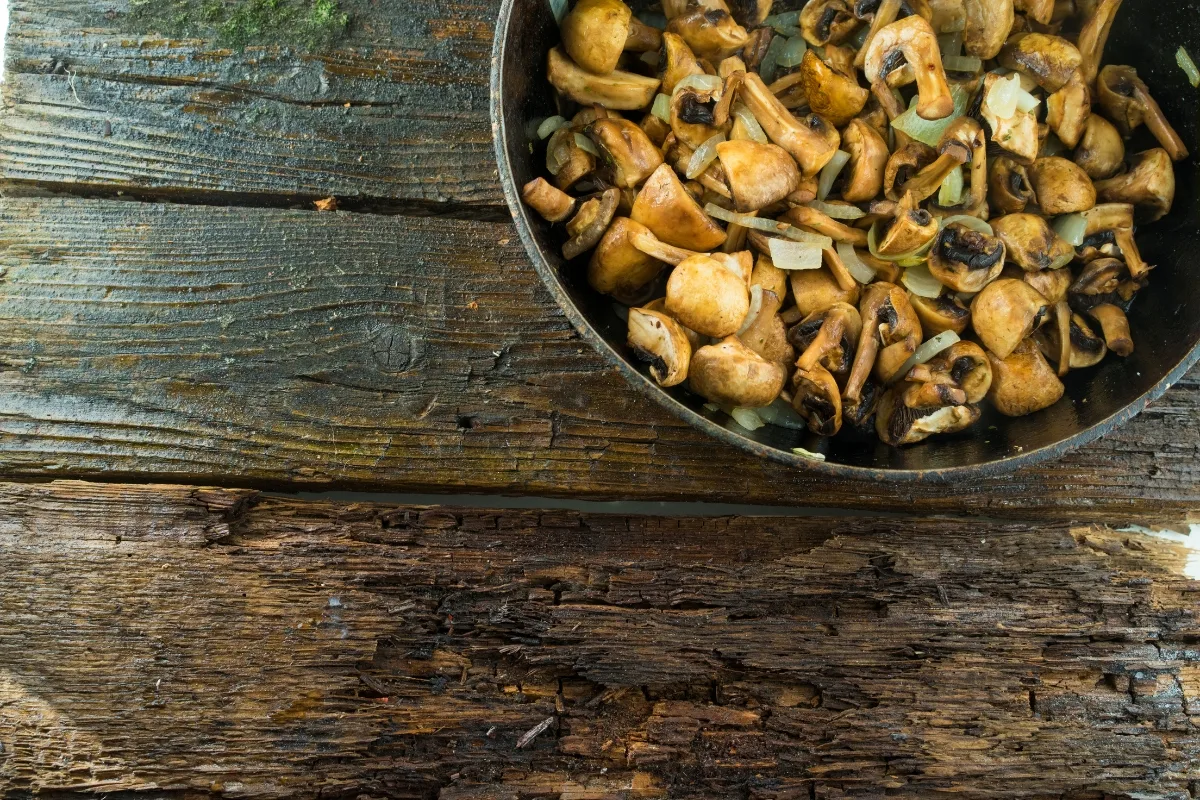 Poêlée De Légumes Endives Et Champignons