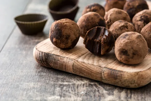 Il Est L'heure De S'autoriser Une Gourmandise Avec De Bonnes Truffes Au Chocolat !