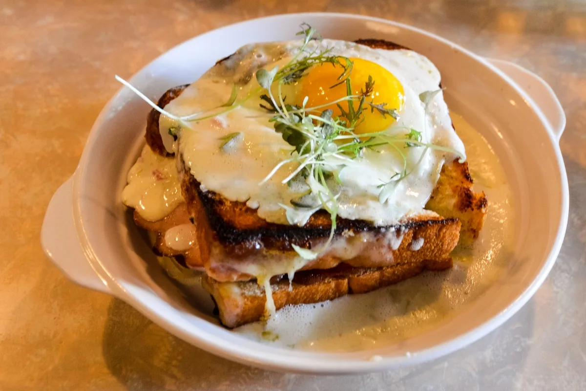 Recette De Croque Madame Au Saint Nectaire Et Aux Épinards