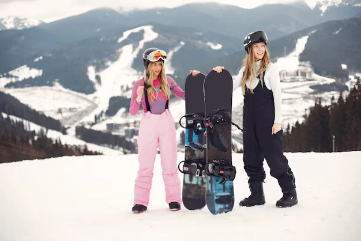 Voici Les 10 Pièces Vestimentaires Indispensables à Mettre Dans Votre Valise Avant De Partir Au Ski !