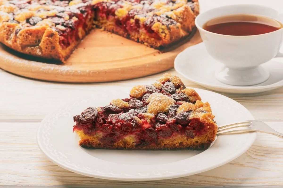 Gâteau Au Yaourt Cerises Et Amandes