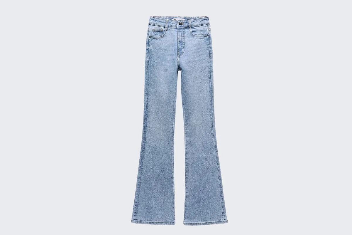 Jean Z1975 évasé à taille haute de chez Zara