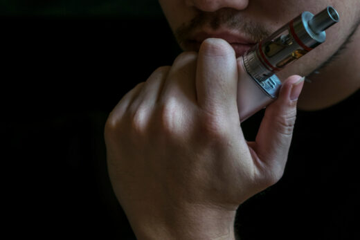 La Cigarette Électronique Peut Elle Déclencher Un Détecteur De Fumée ?